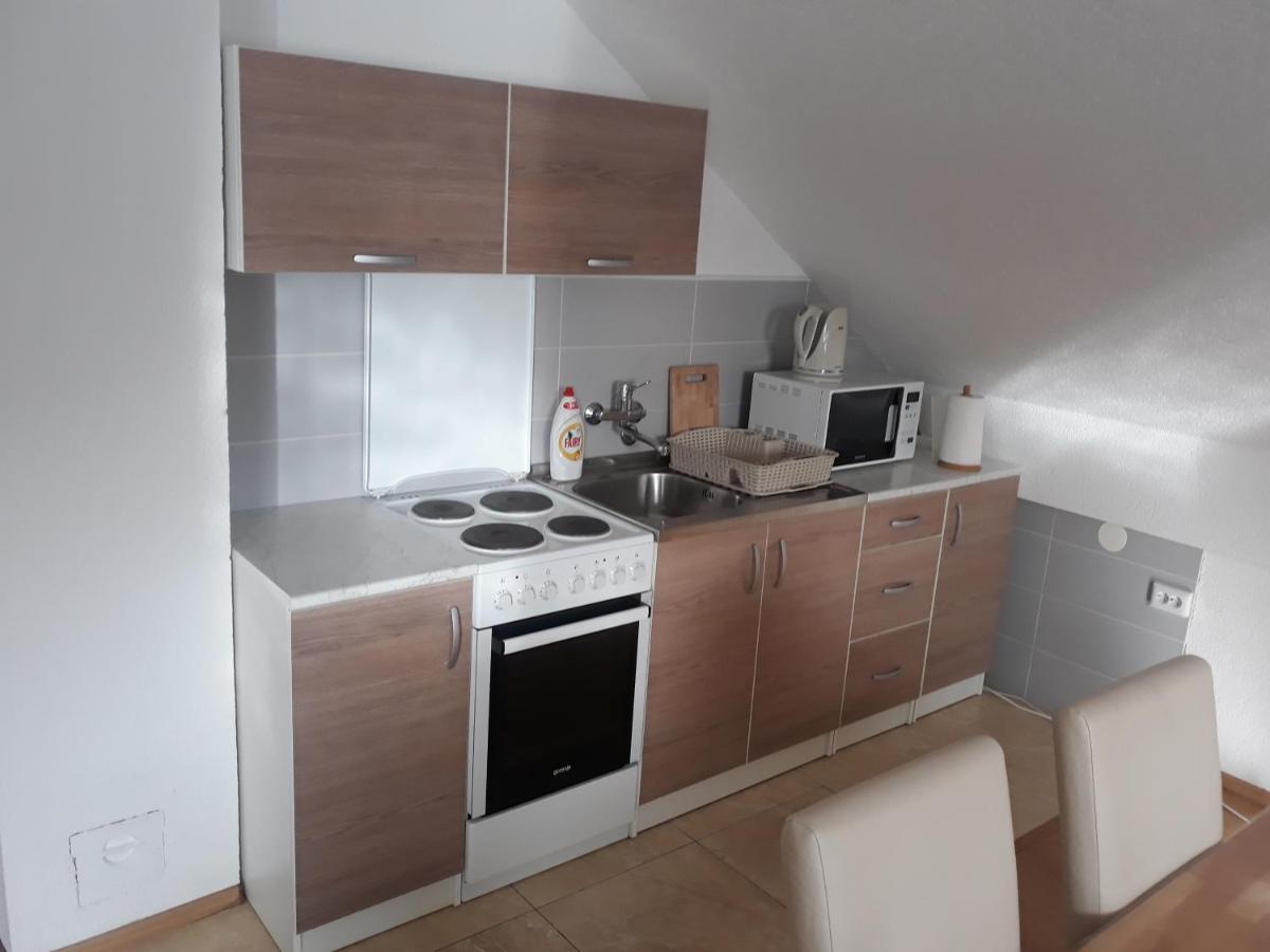 Natasa Apartments Jezerce Esterno foto